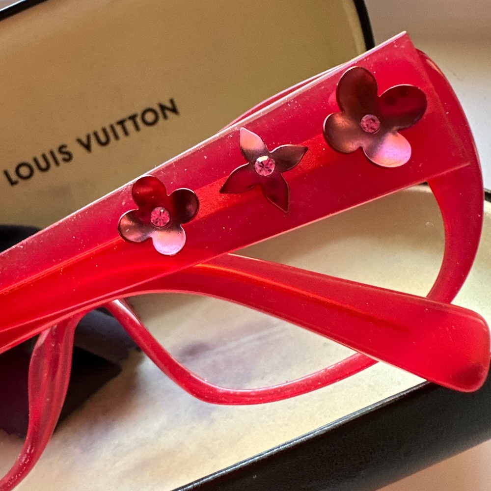 Louıs Vuıtton sunglasses